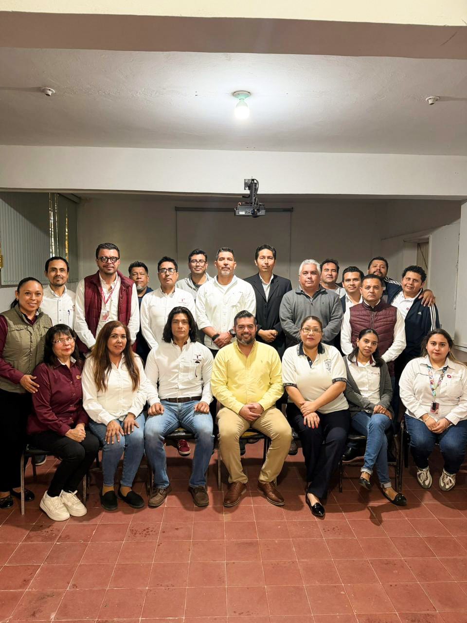 El Ing. Orlando Daniel Vázquez Berrones, Director del Centro Estatal de Tecnología Educativa (CETE), realizó una visita de trabajo a la Coordinación Regional Tampico–Madero–Altamira, dirigida por el Ing. Franco Antonio Avilés León.